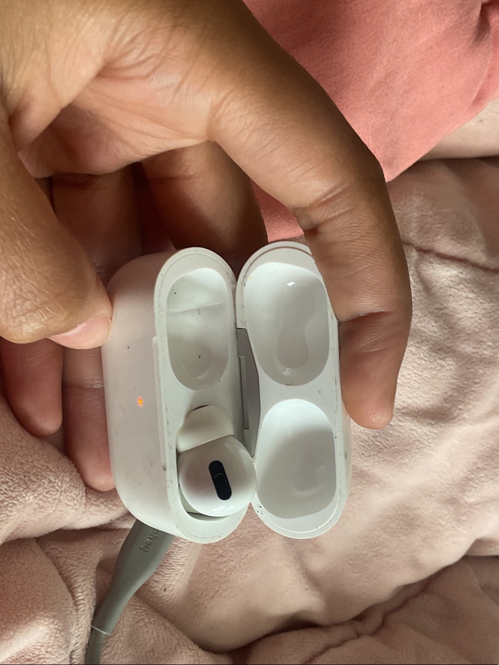 Apple airpods pro